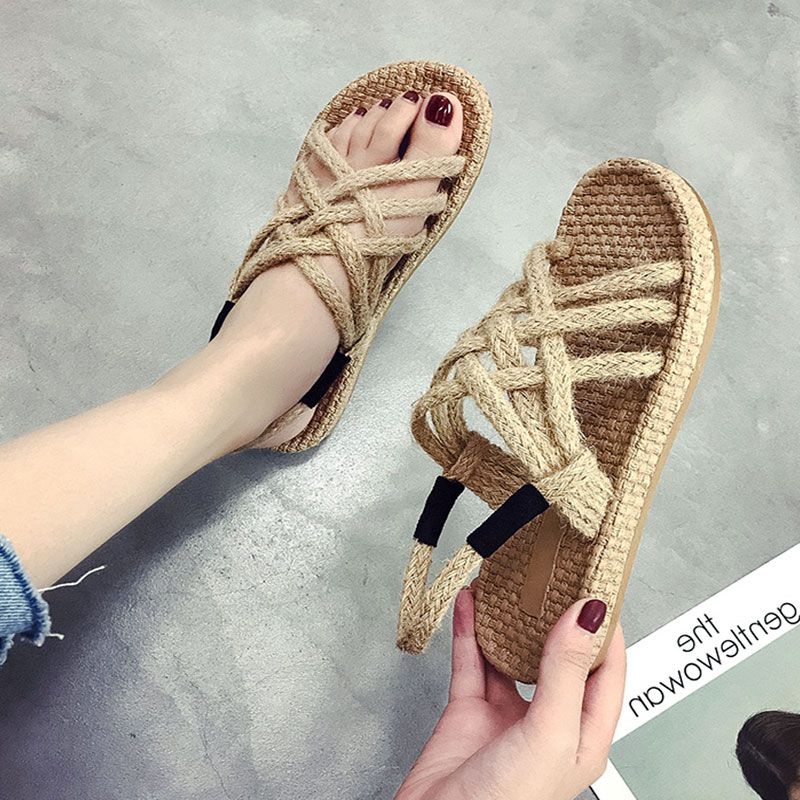 Roman straw braided sandals