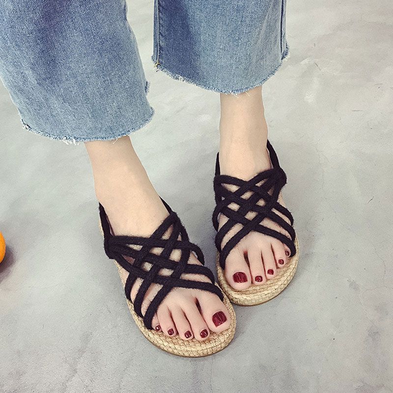 Roman straw braided sandals