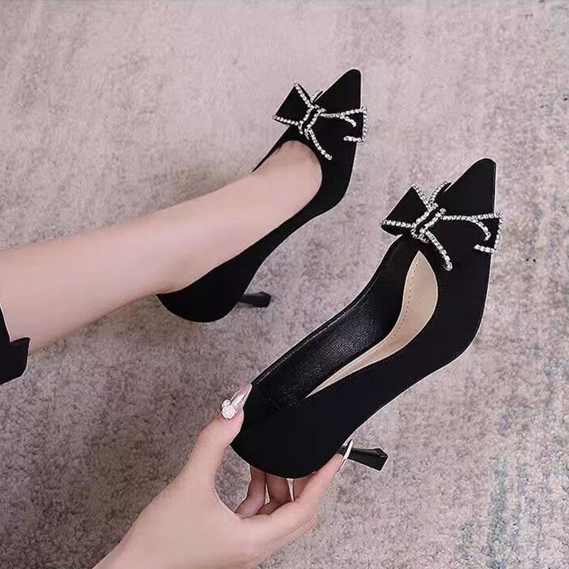 Stiletto pointed toe black bow shoes