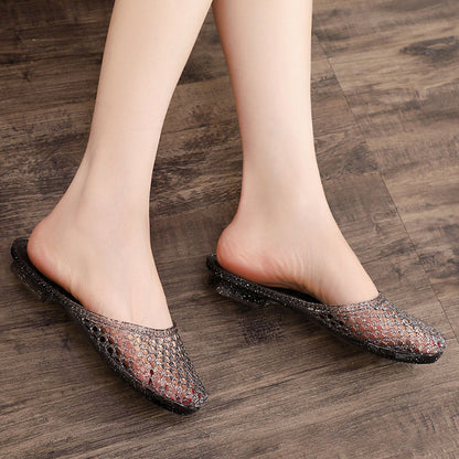 Soft and breathable summer slippers