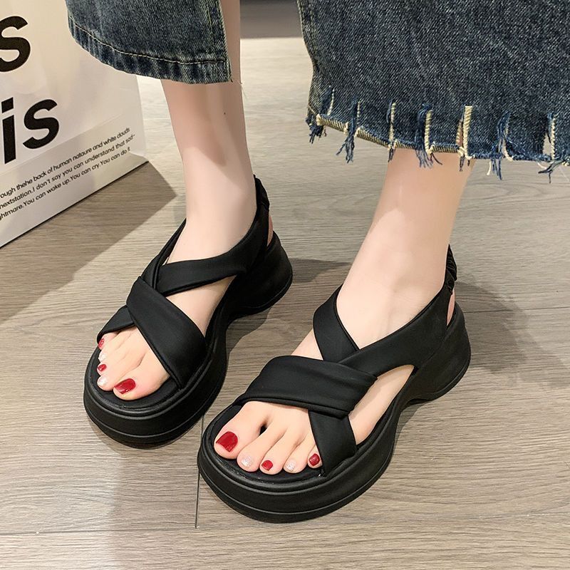 Summer soft leather Roman sandals