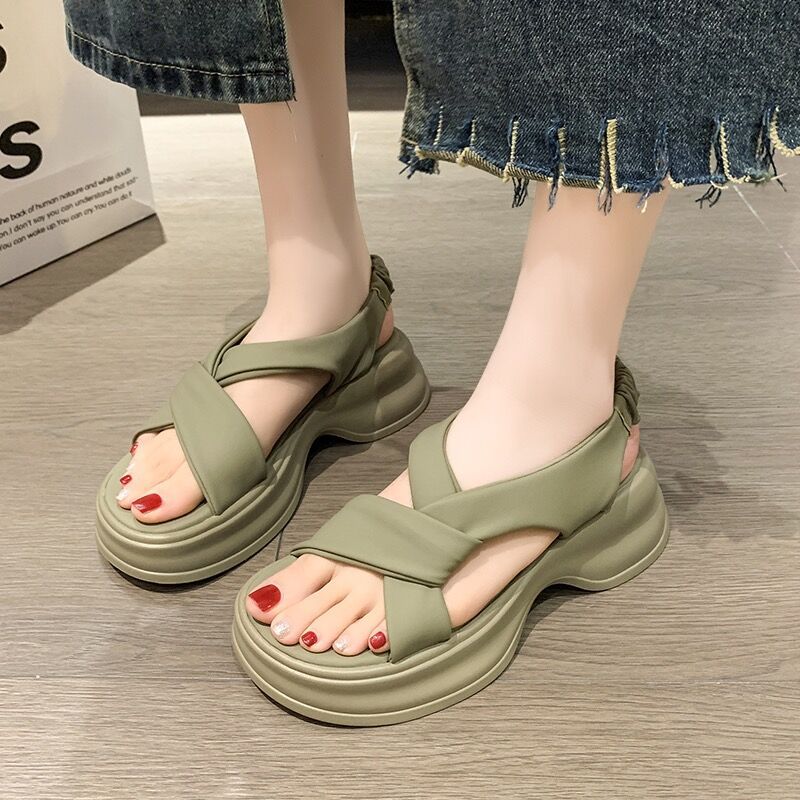 Summer soft leather Roman sandals