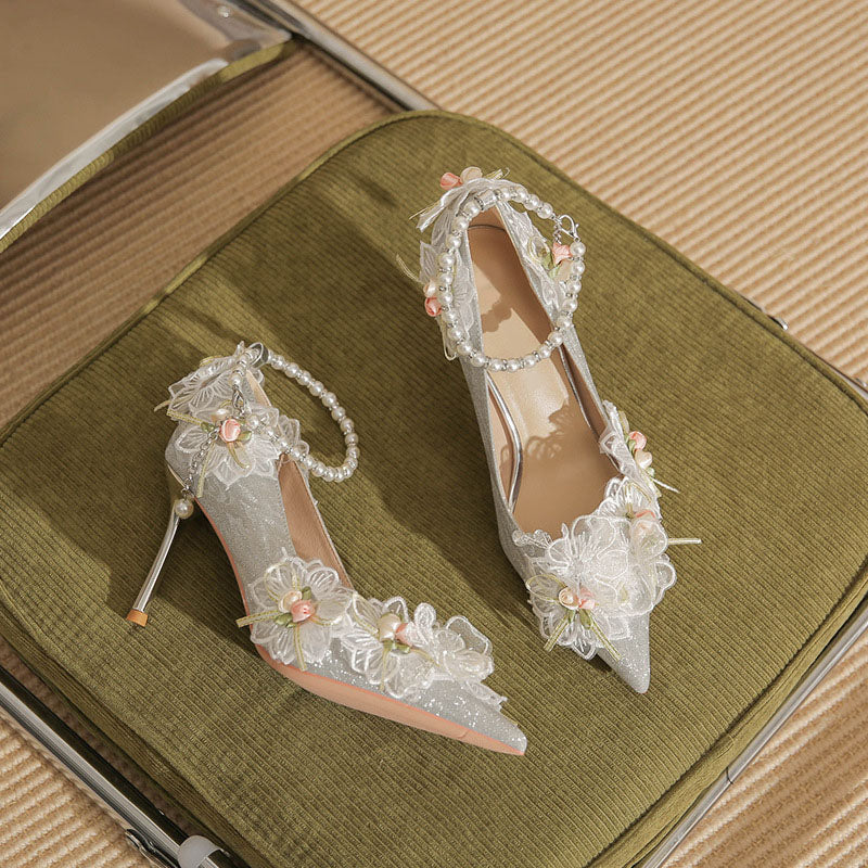 Pointed lace flower pearl high heels